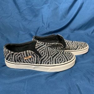 🔥Woman’s slip-on vans🔥
